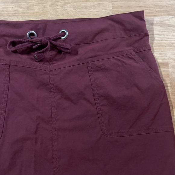 Prana size Large rust red Skirt with Drawstring swim quick dry - Picture 2 of 5